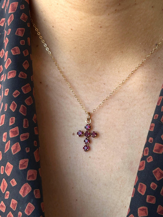 Pendentif croix grenats or jaune 18k bijou ancien XIXe siècle