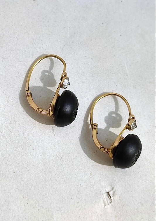 Dormeuses or jaune 18k, jais et diamants, époque Second Empire