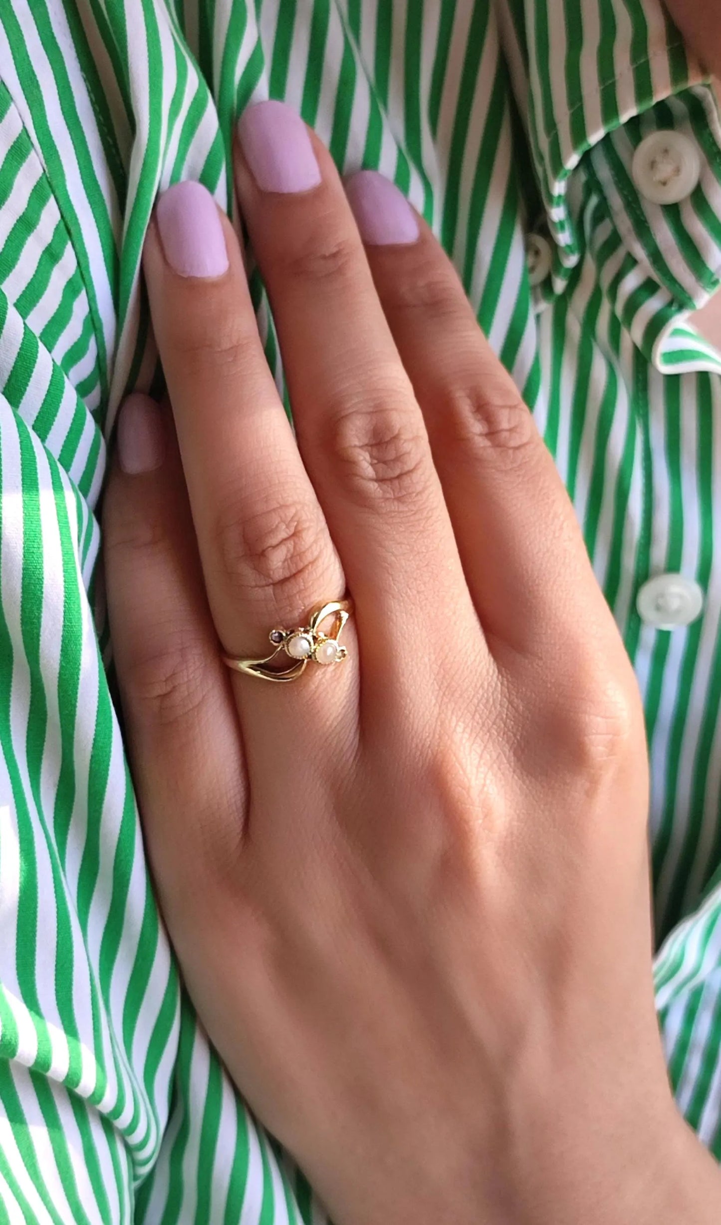 Bague ancienne “Toi et Moi” en or jaune, perles et diamants - bague Belle Époque