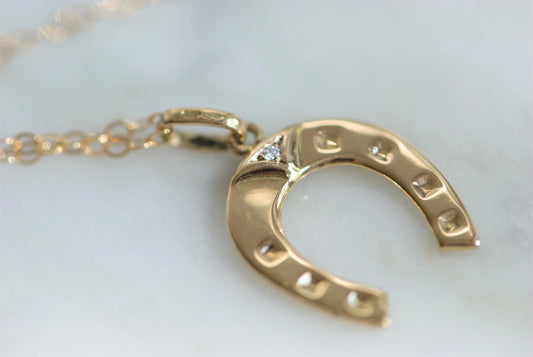 Pendentif ancien fer à cheval en or 18k et diamant, pendentif porte-bonheur ancien