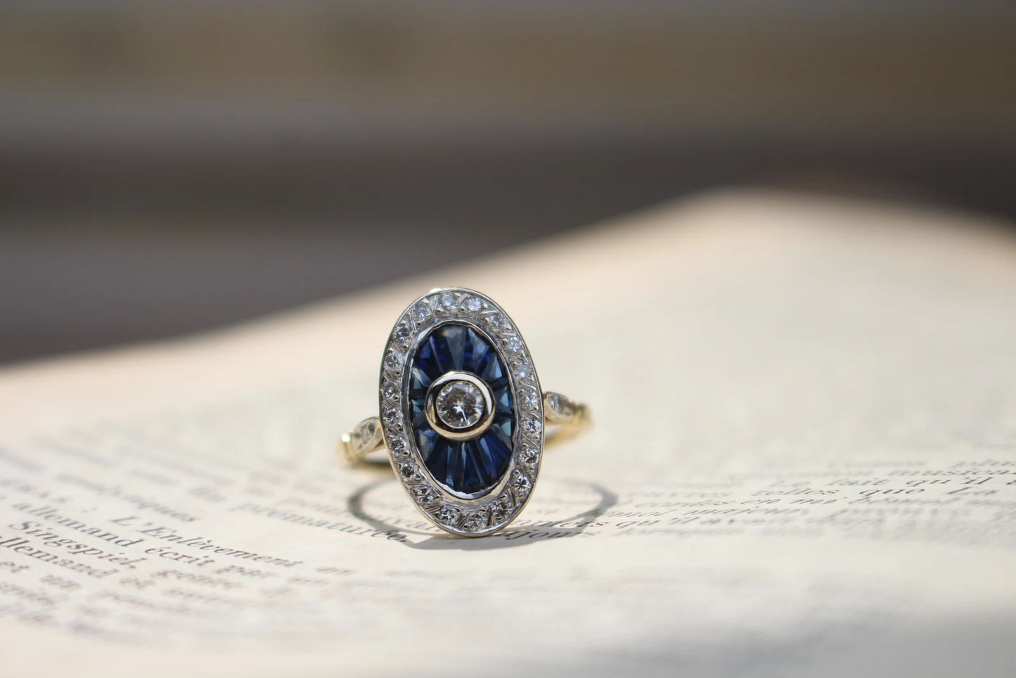 Bague Art Déco en or 18K diamant et saphirs