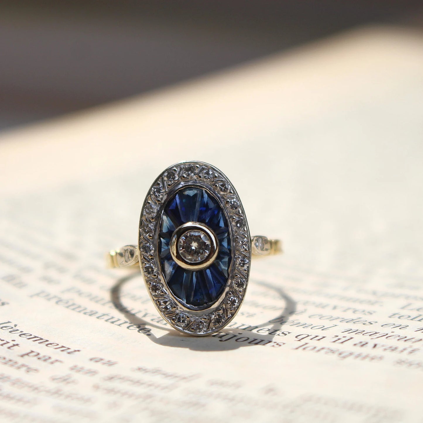 Bague Art Déco en or 18K diamant et saphirs