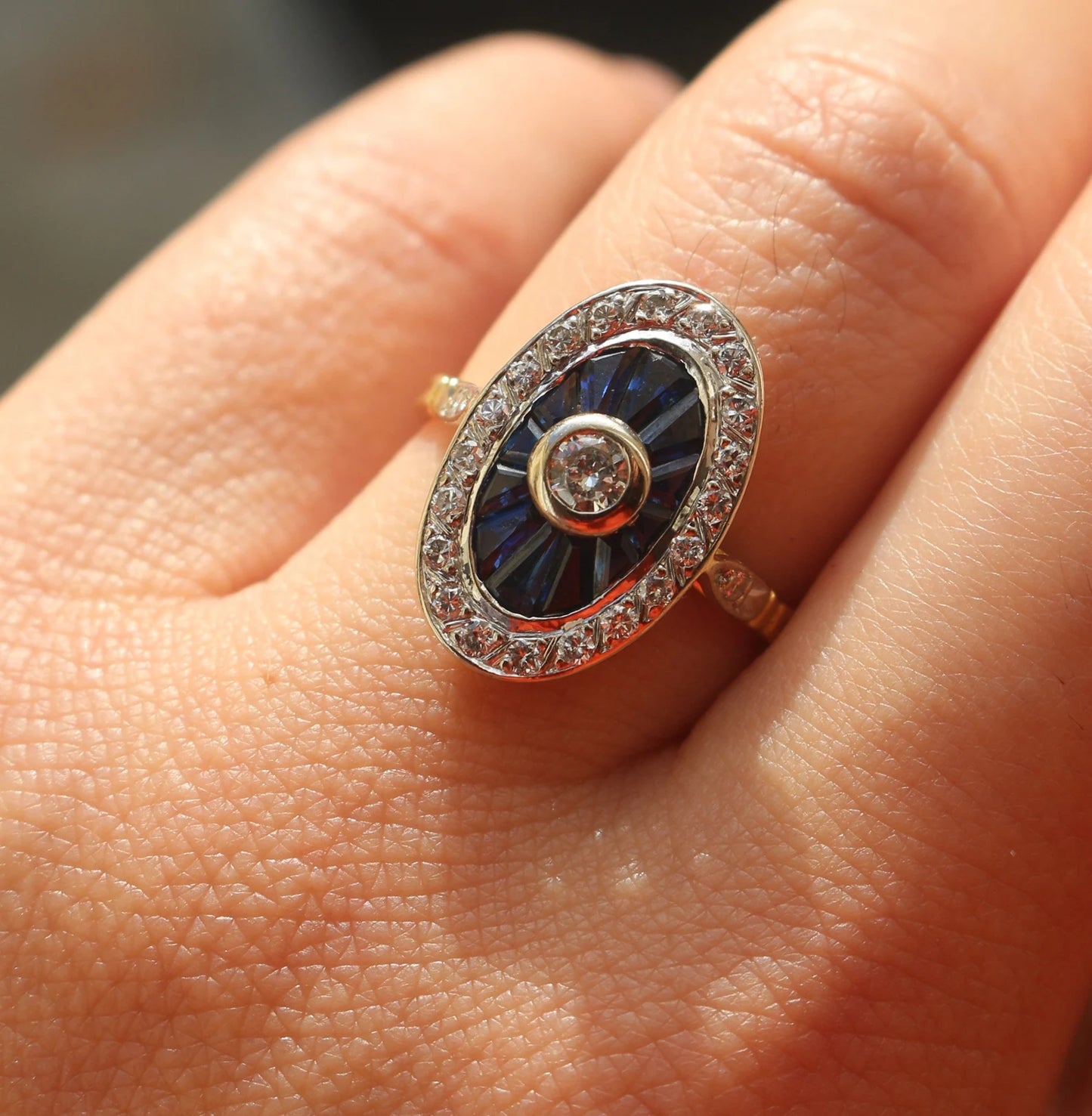 Bague Art Déco en or 18K diamant et saphirs