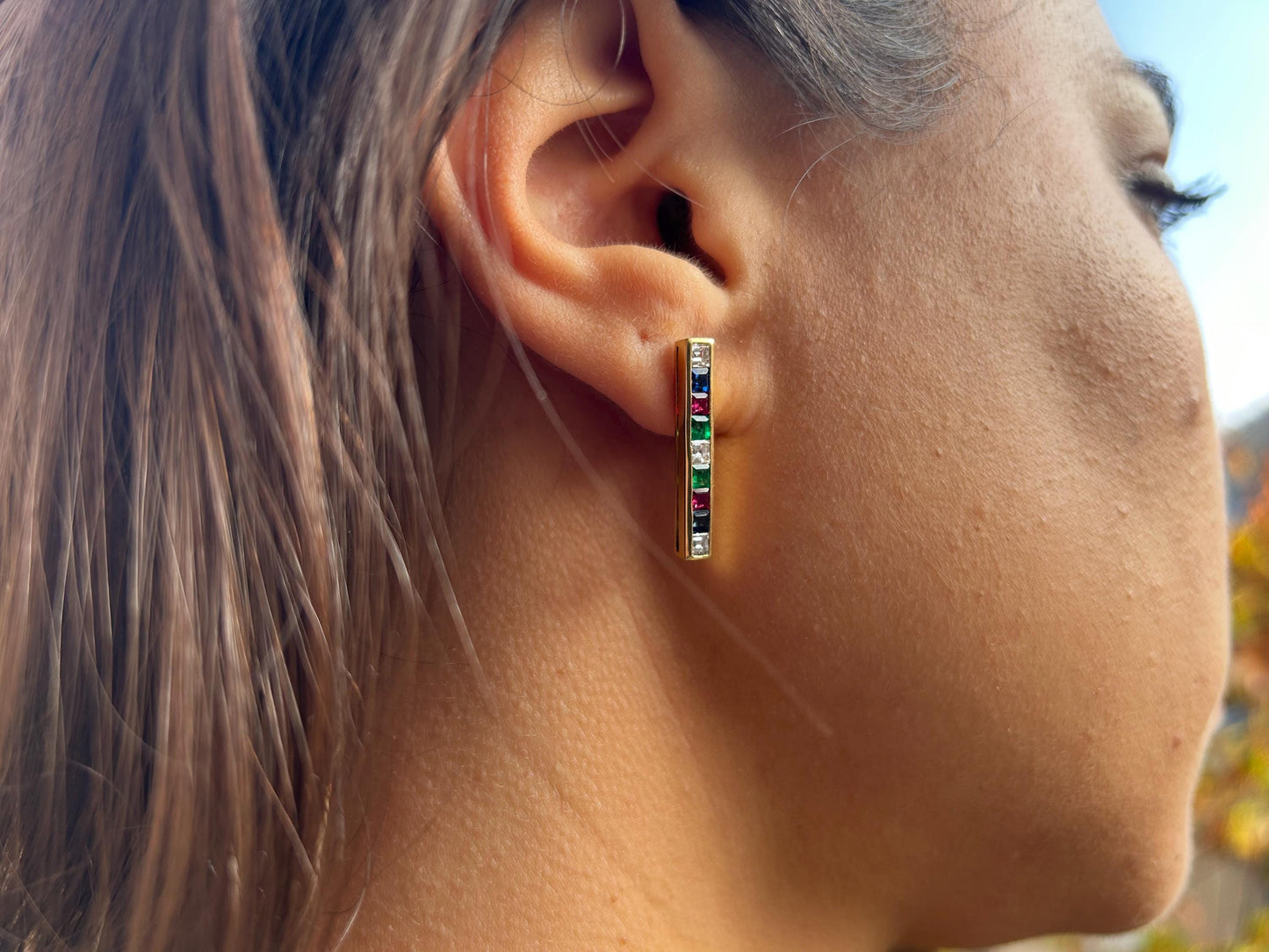 Boucles d'Oreilles Vintage en Or 18 Carats avec Diamant, Saphir, Émeraude et Rubis