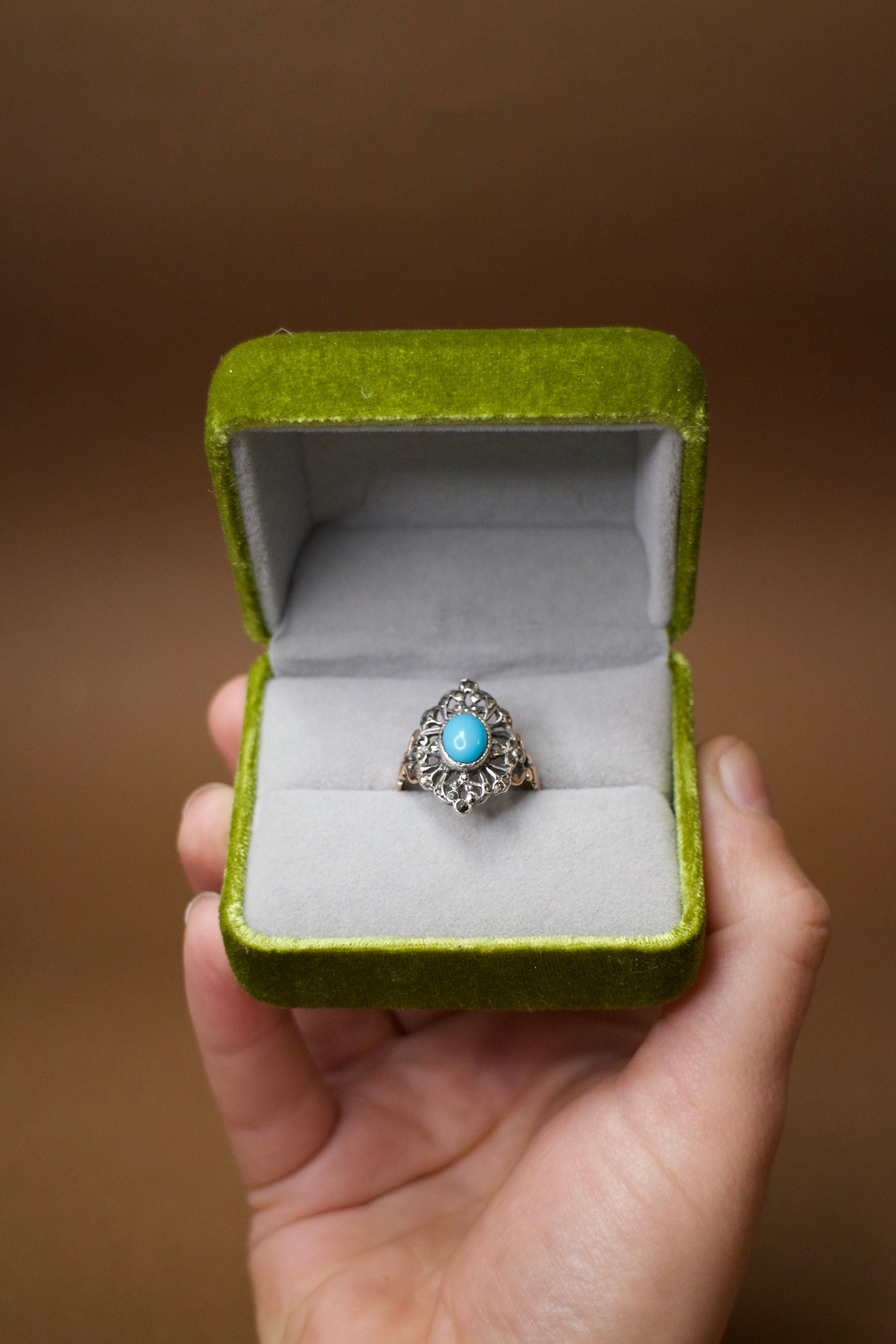 Bague ancienne Napoléon III en or 18 carats, argent, cabochon de turquoise et marcassites