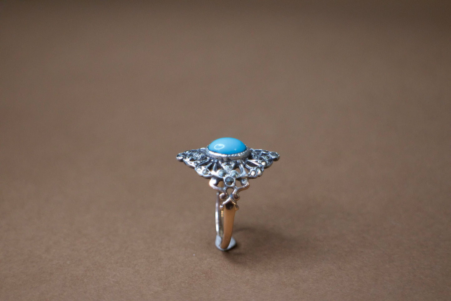 Bague ancienne Napoléon III en or 18 carats, argent, cabochon de turquoise et marcassites