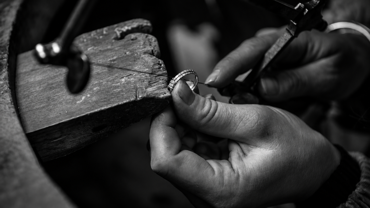 Restauration de bijoux anciens : comment restaurer sans dénaturer ?