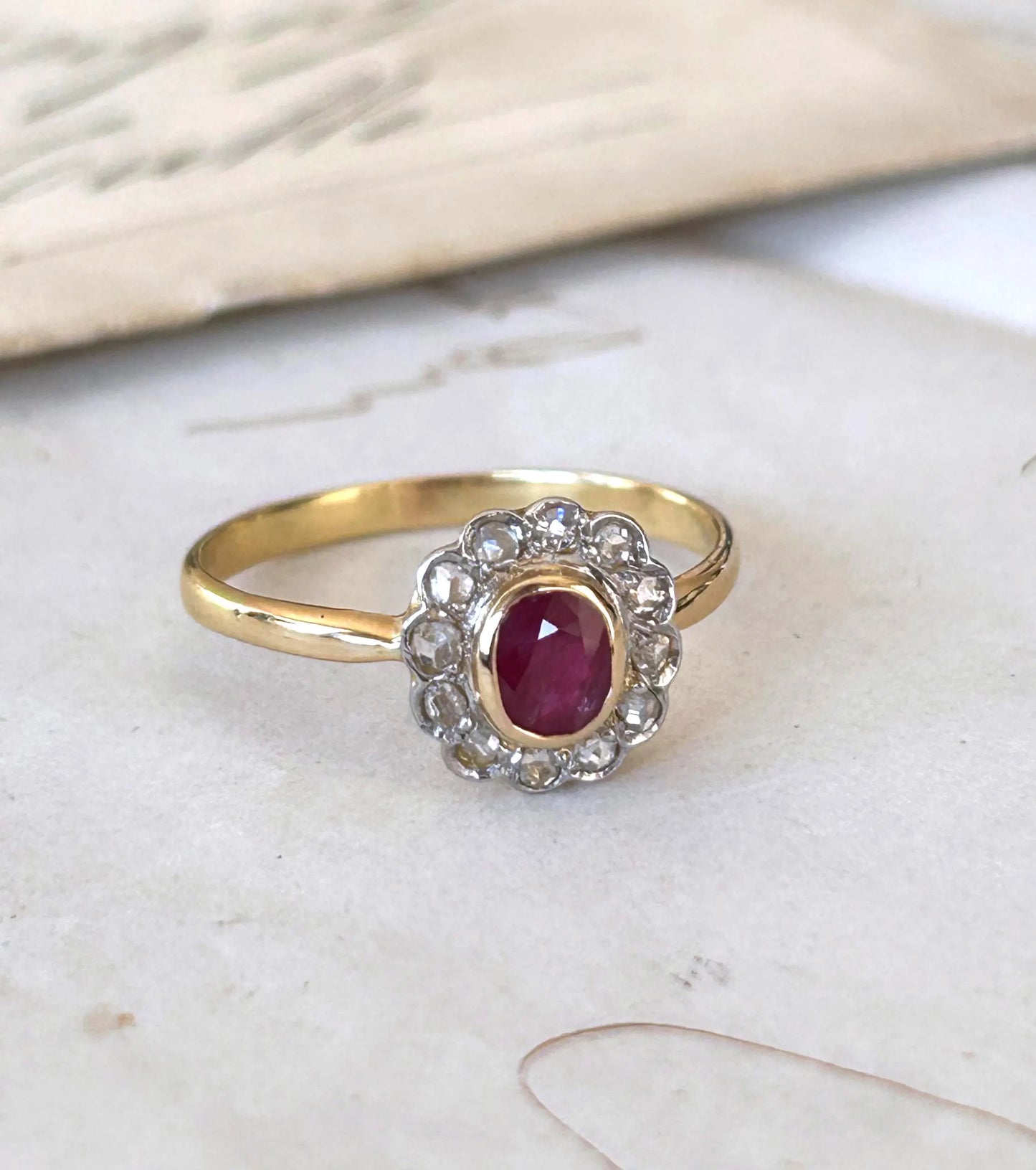 Bague ancienne pompadour rubis diamants taille rose or 18k Belle Époque