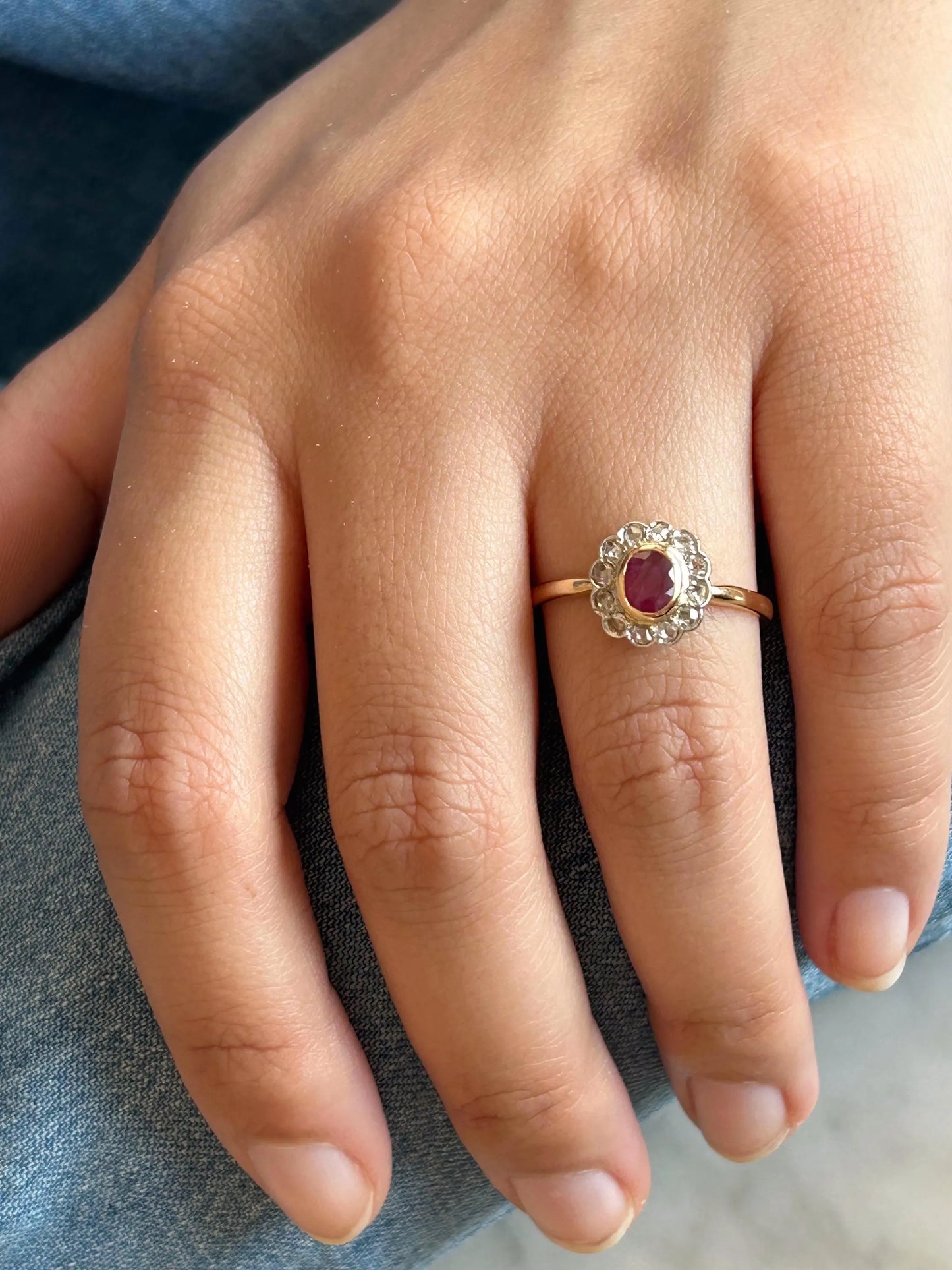 Bague ancienne pompadour rubis diamants taille rose or 18k Belle Époque