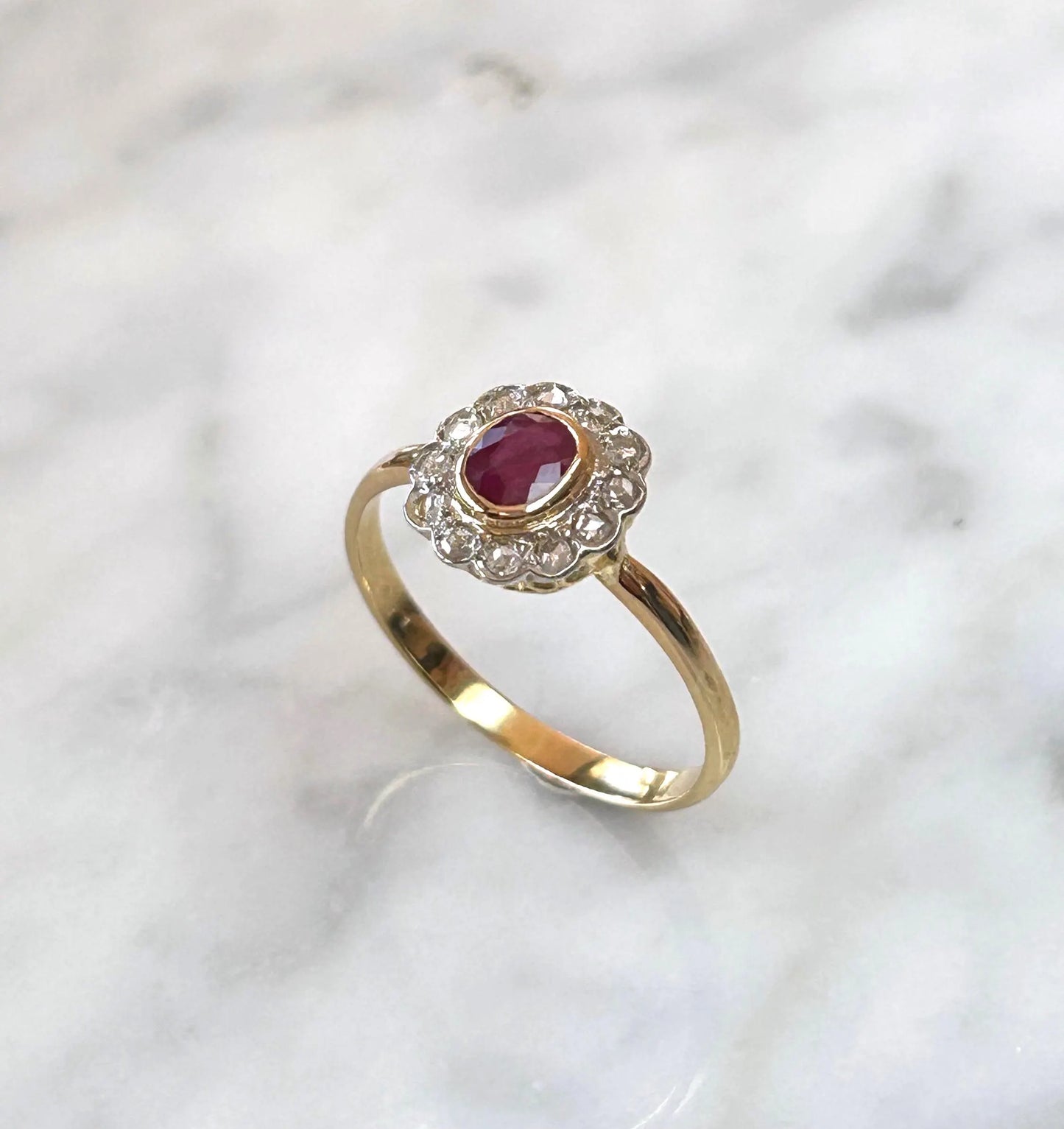 Bague ancienne pompadour rubis diamants taille rose or 18k Belle Époque