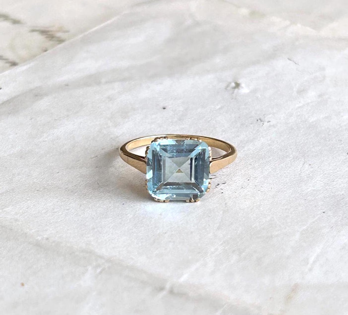 Bague vintage aigue-marine carrée or jaune 18k années 1940