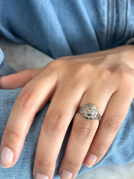 Bague ancienne diamant taille rose halo or gris 18k Art Déco