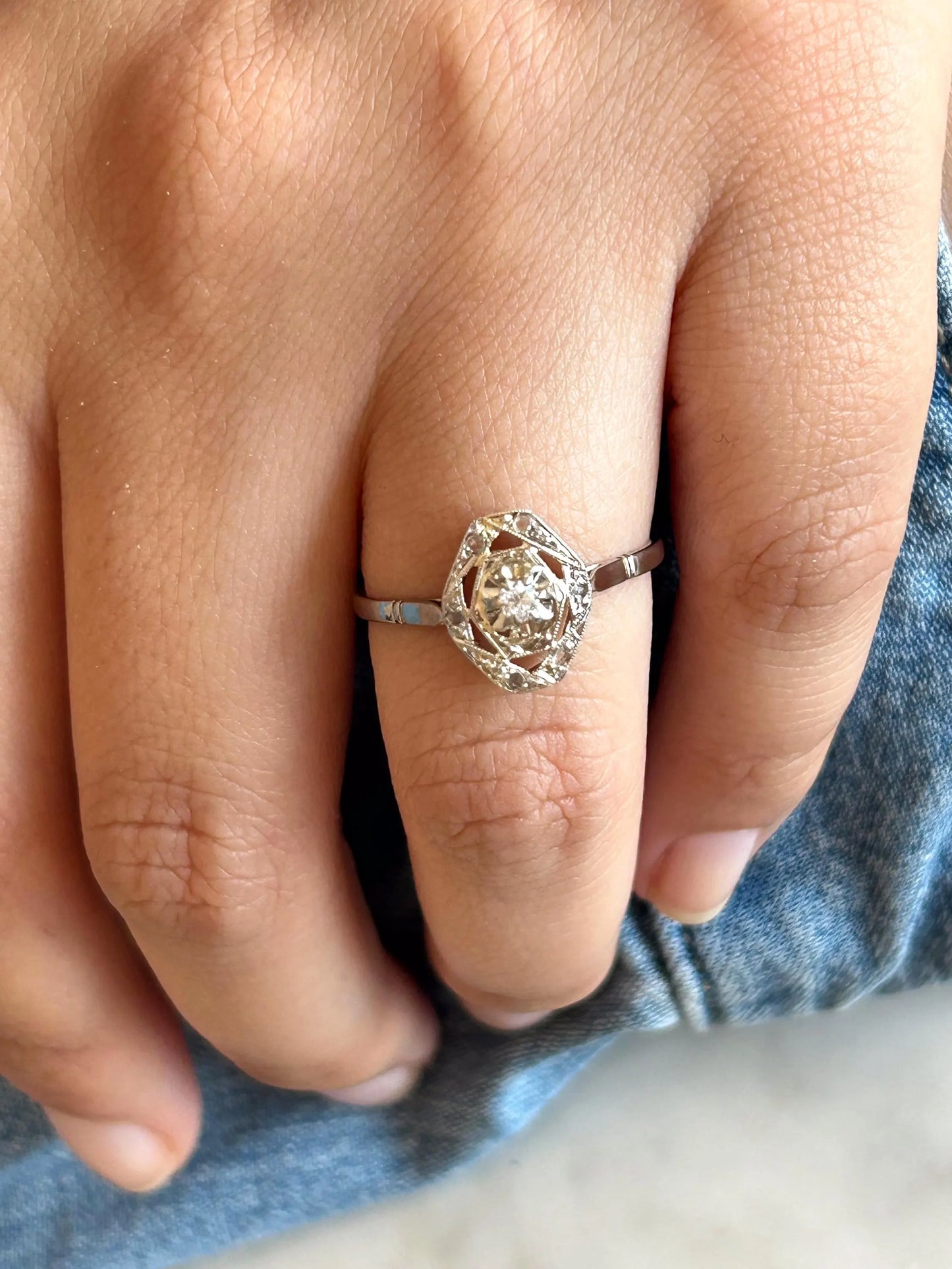 Bague ancienne diamant en platine et or blanc 18k, Art Déco française ajourée