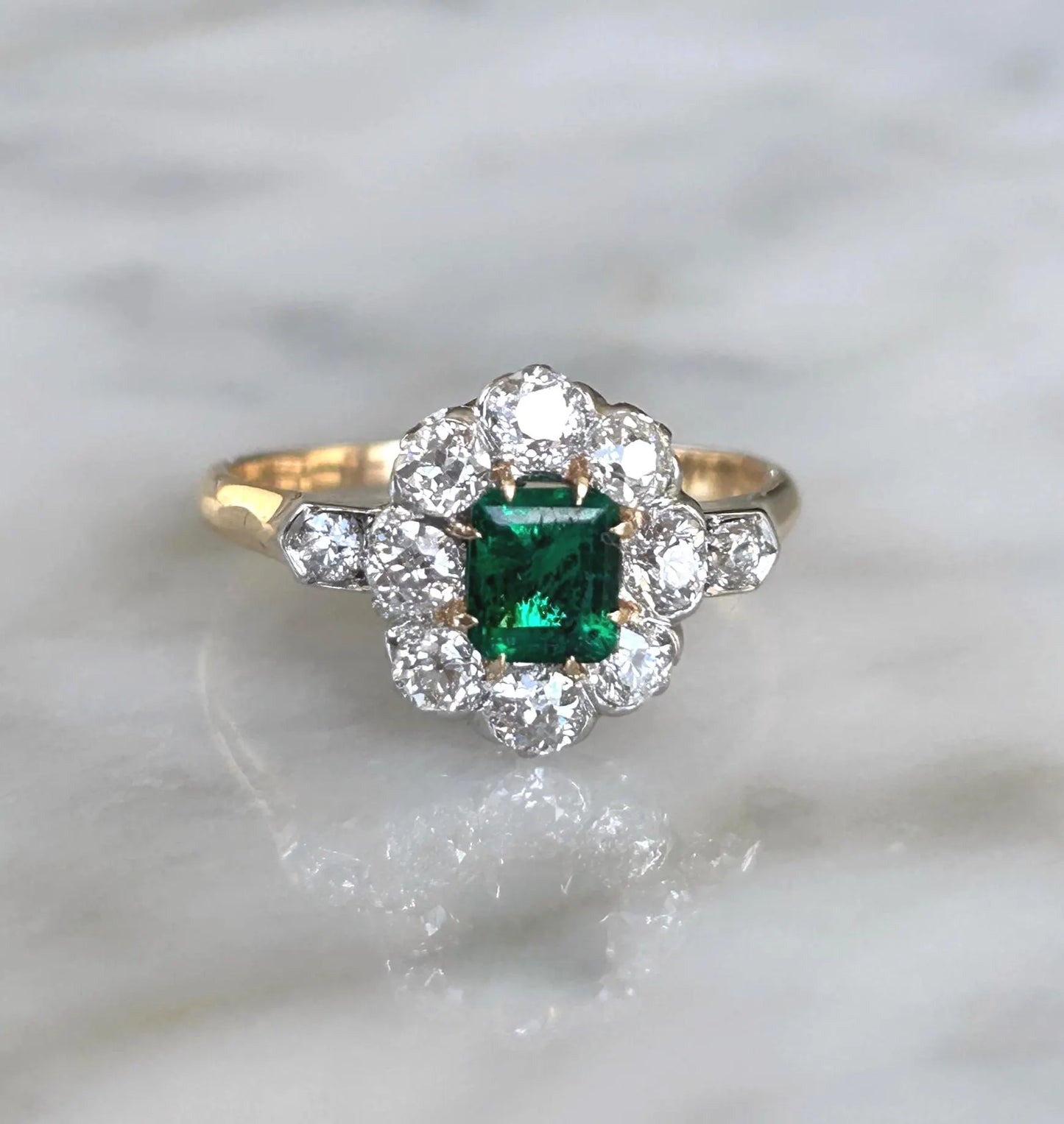 Bague marguerite ancienne émeraude et diamants taille ancienne en or 18K - Belle époque