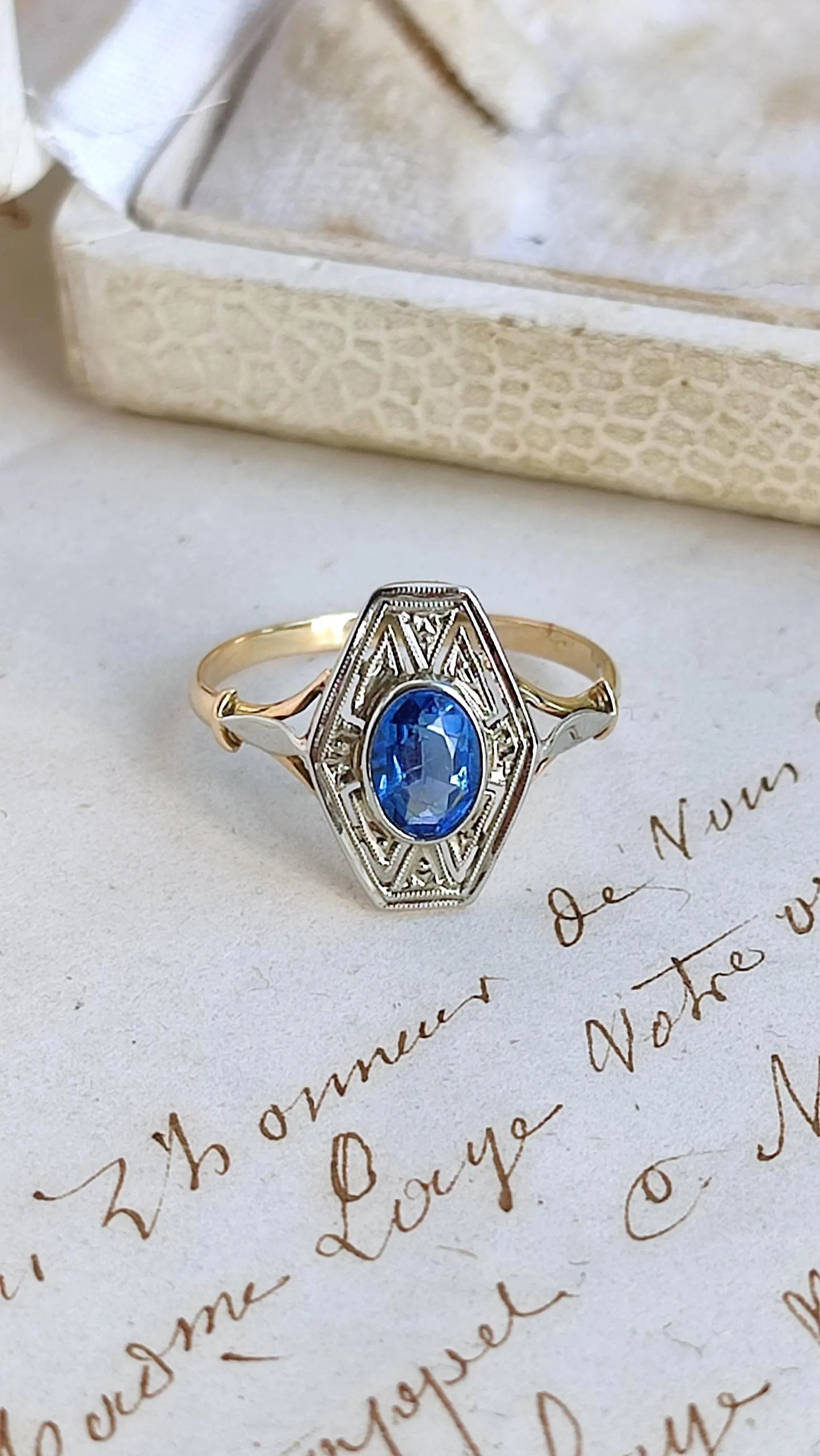 Bague Or 18k Epoque Art Deco saphir bleu