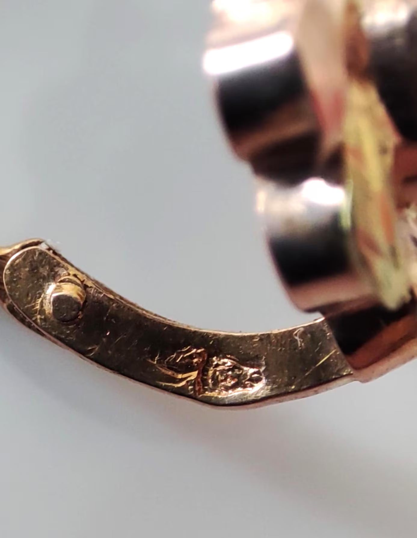 Dormeuses anciennes Napoléon III en or rose et jaune 18k avec perles naturelles – bijoux Belle Époque