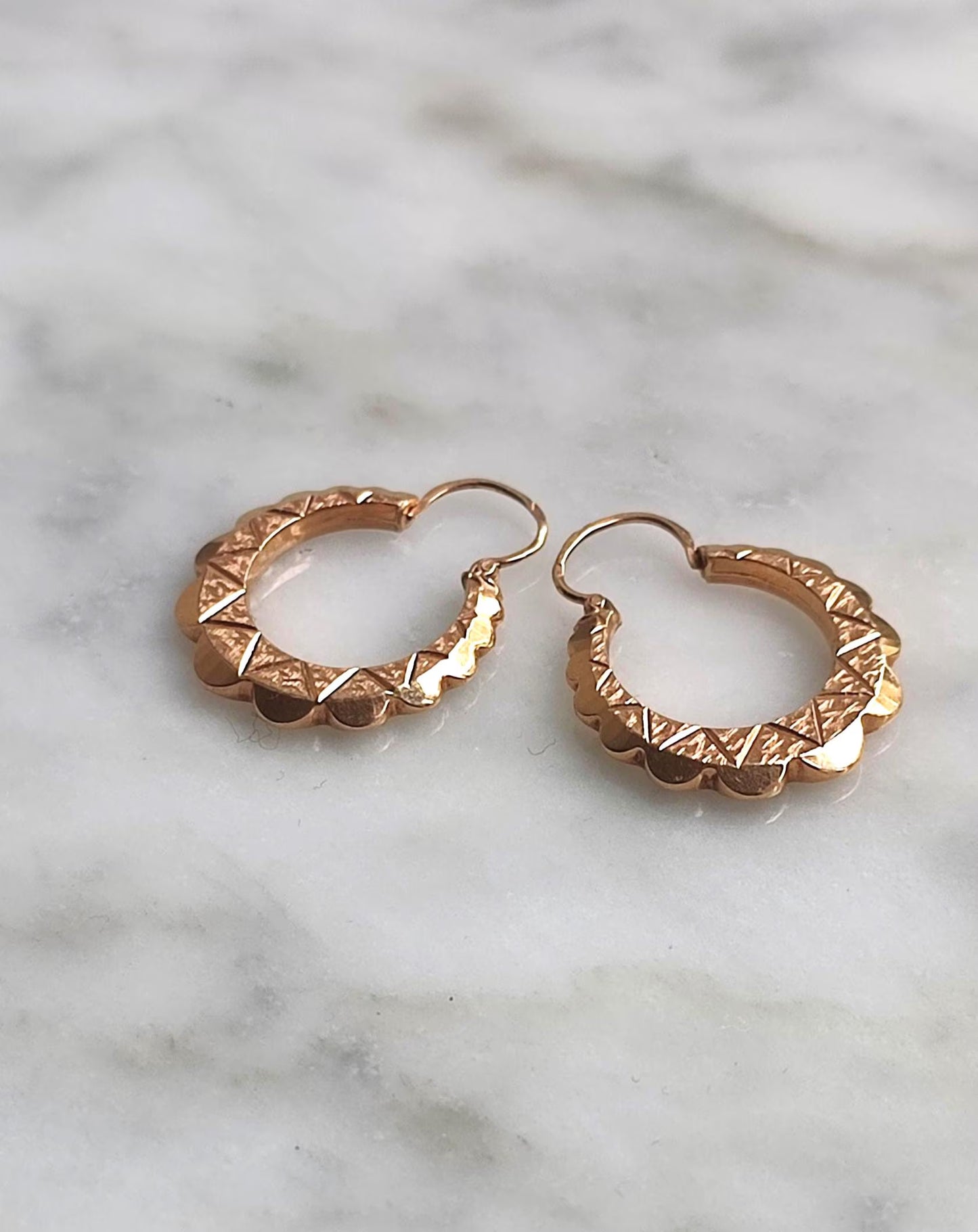 Créoles Vintage texturées en or 18K, style bohème chic