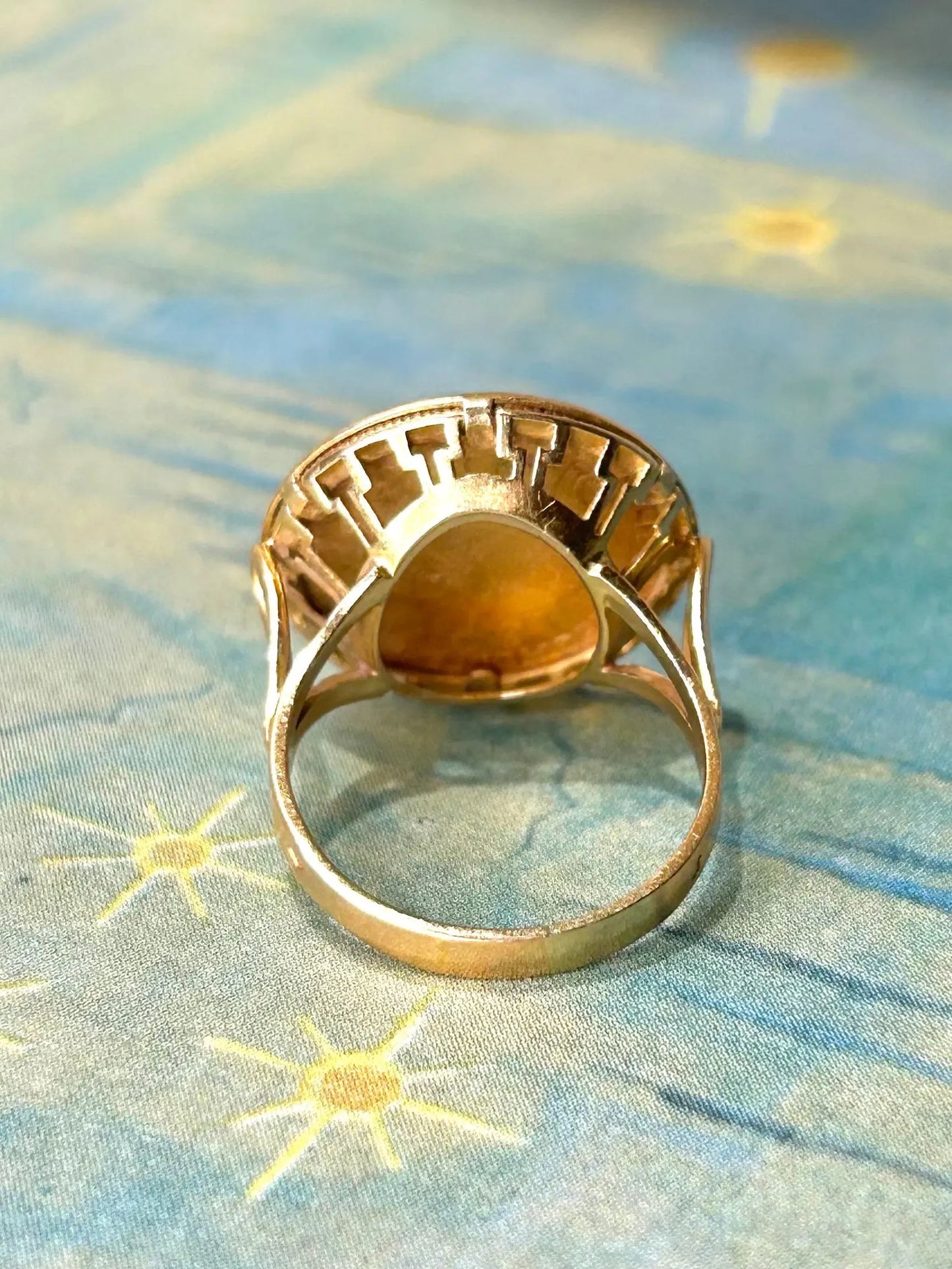 Bague en or 18k montée d'une authentique pièce Marianne 10F en or