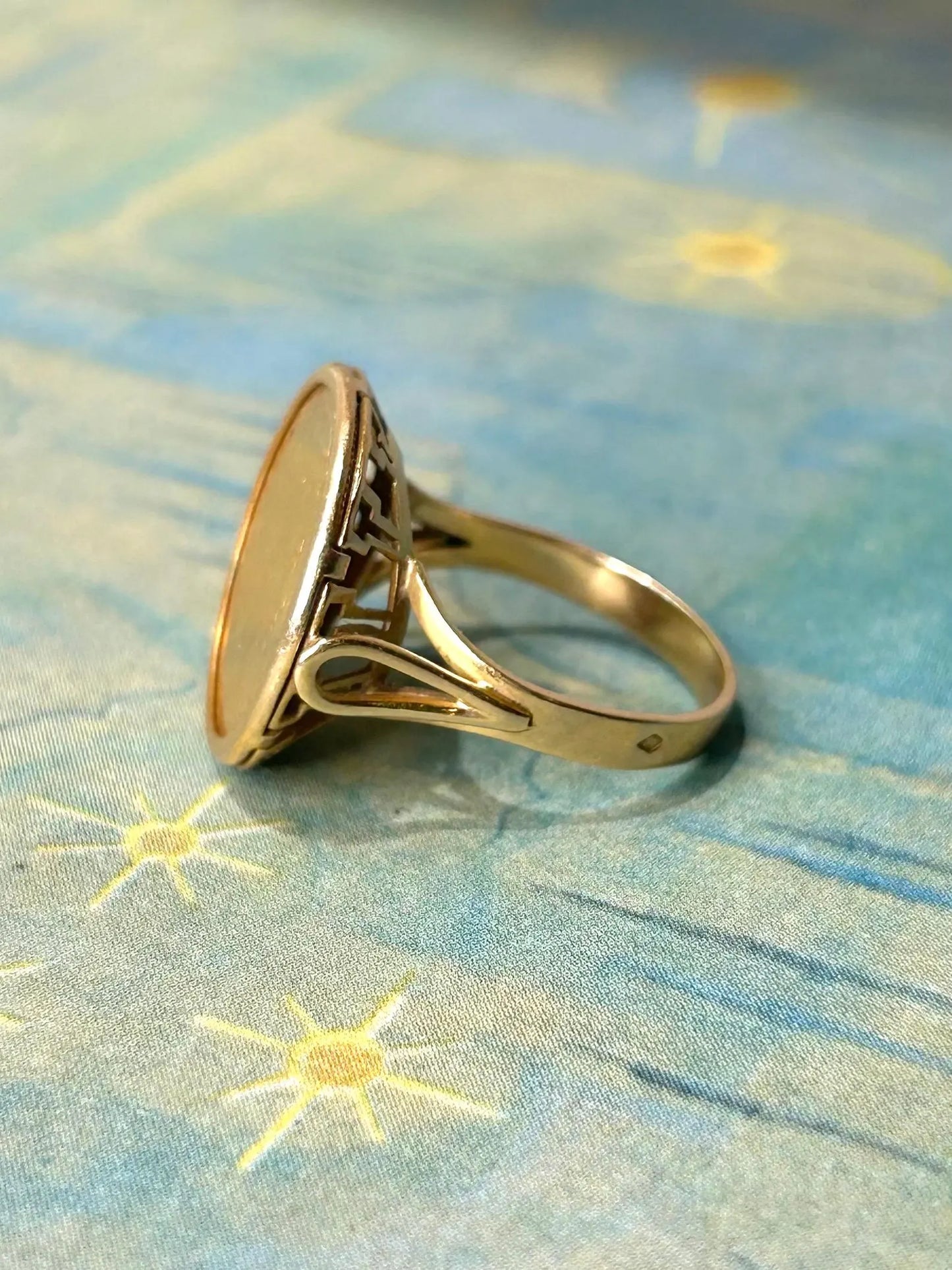 Bague en or 18k montée d'une authentique pièce Marianne 10F en or