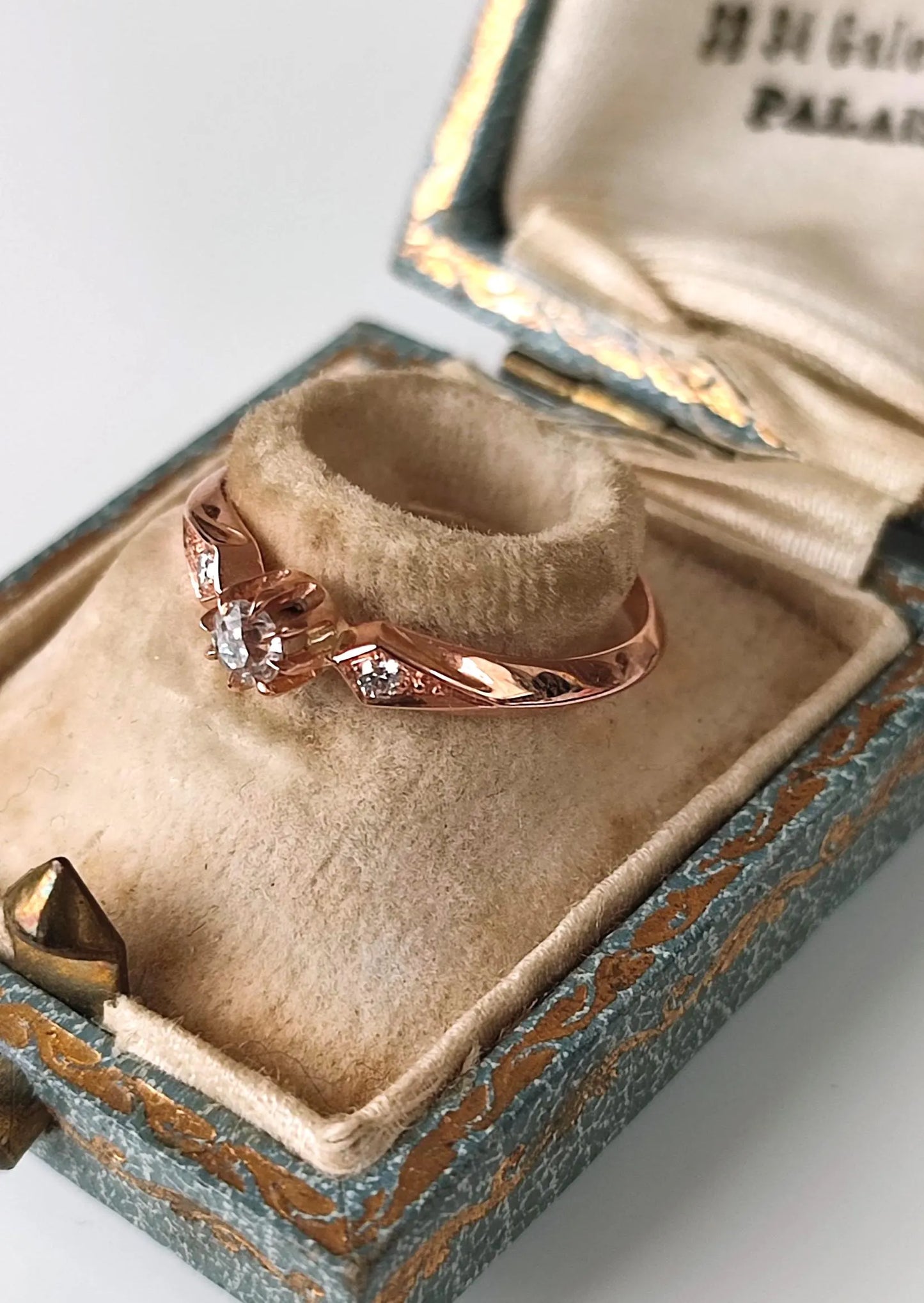 Bague solitaire diamant en or rose 18k - 19e siècle - bague de fiançailles ancienne