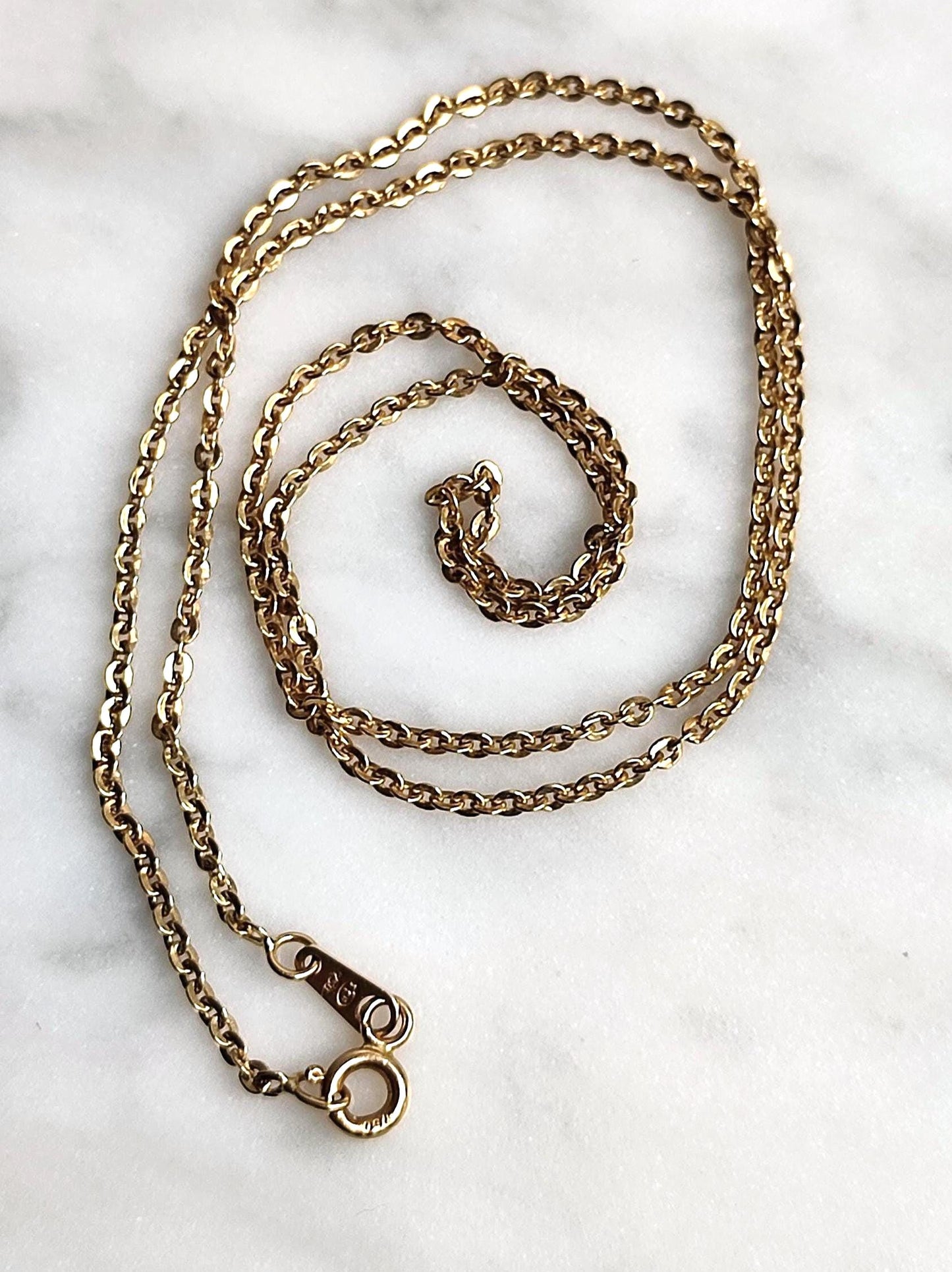 Chaine ancienne à maille limée en or jaune 750, 18k