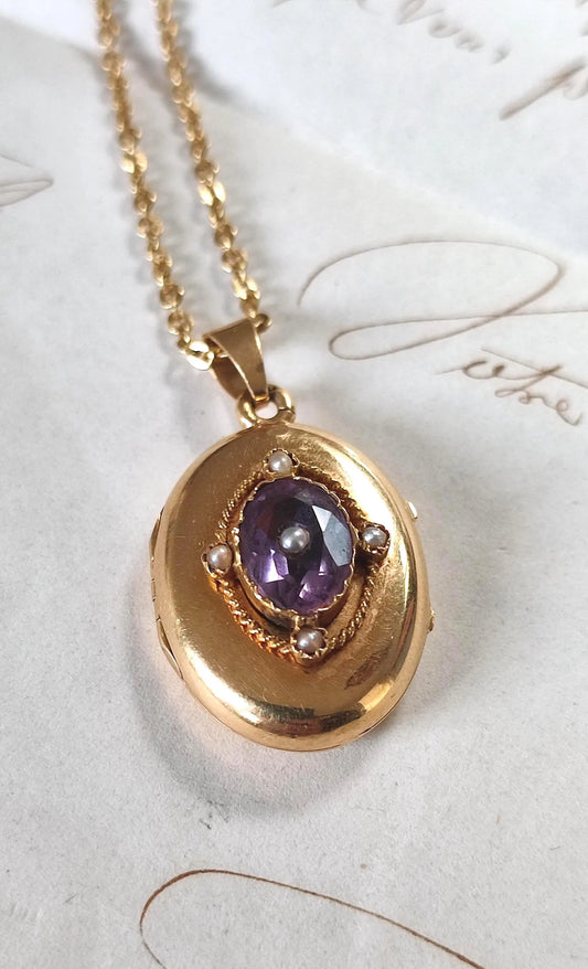 Médaillon ancien porte-photo ouvrant en or jaune 18K, améthyste et perles fines - pendentif romantique XIXe siècle