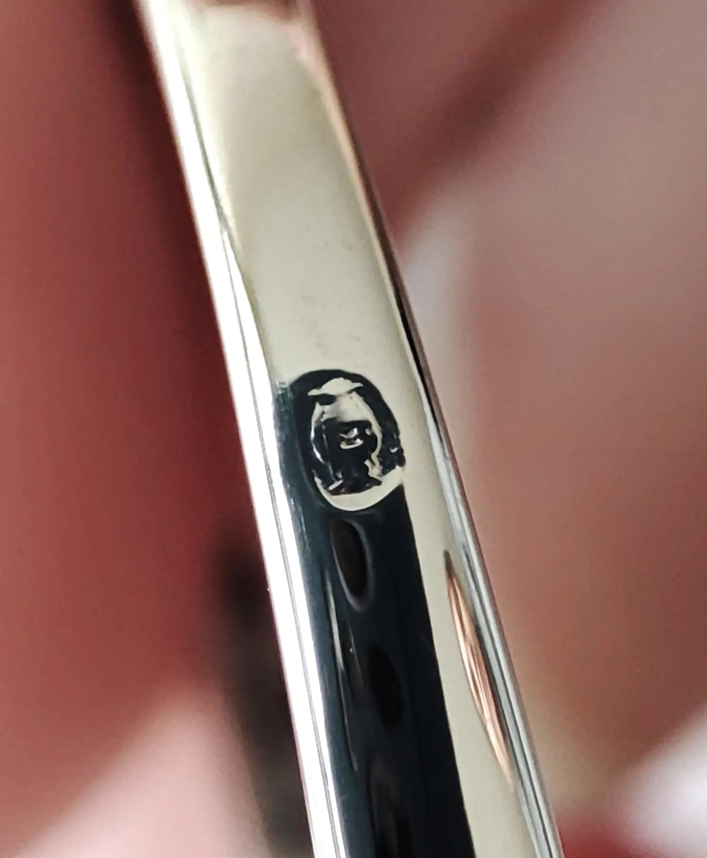 Bague Art Déco en or blanc 18k, diamant taille ancienne 0,45ct, entourage et pavage diamants