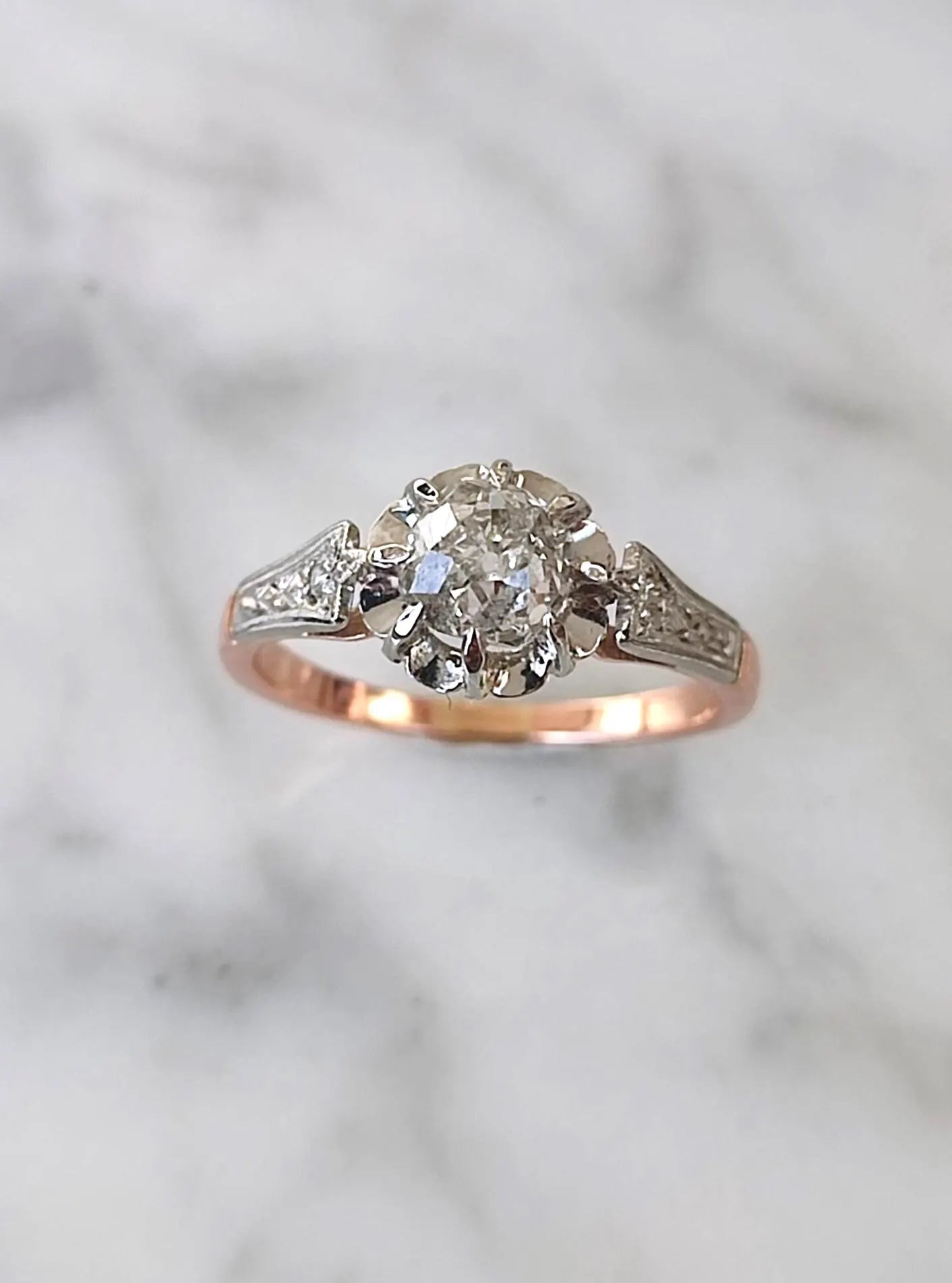 Bague ancienne diamant 0,70 ct en or rose et blanc 18k – solitaire illusion Art Déco