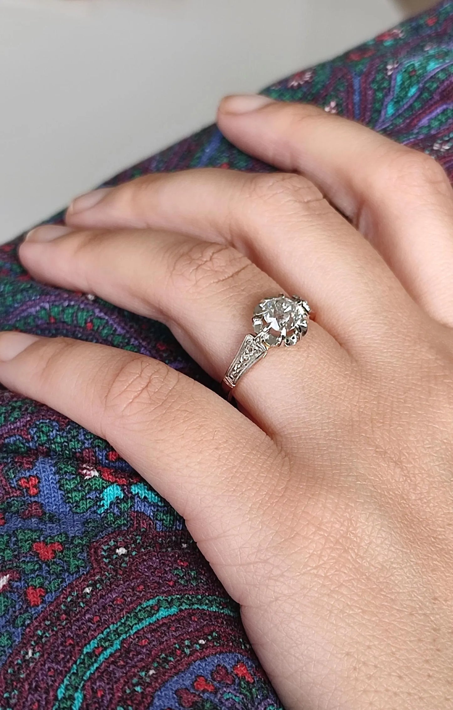 Bague ancienne diamant 0,70 ct en or rose et blanc 18k – solitaire illusion Art Déco