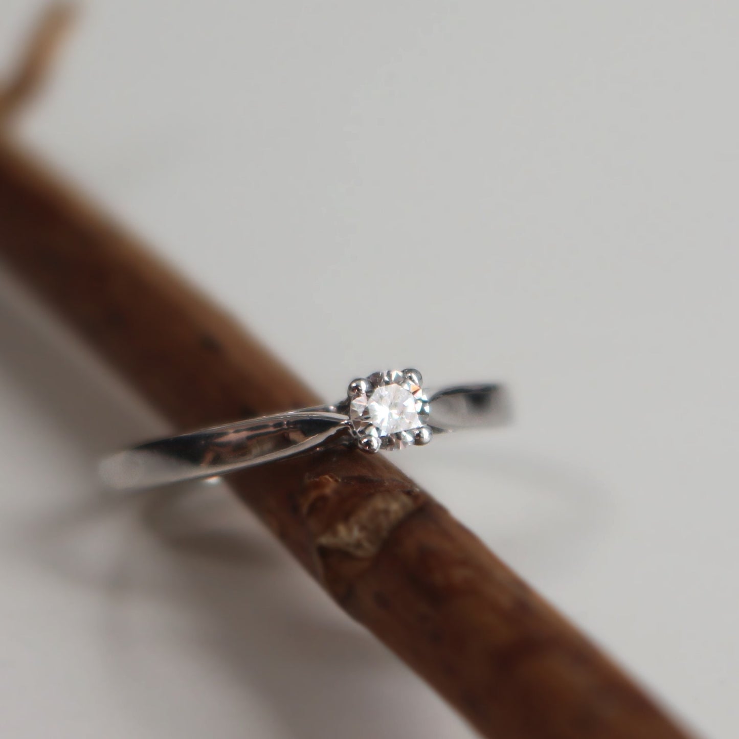 Bague de fiançailles en or blanc 18k, Solitaire diamant naturel 0,14 ct