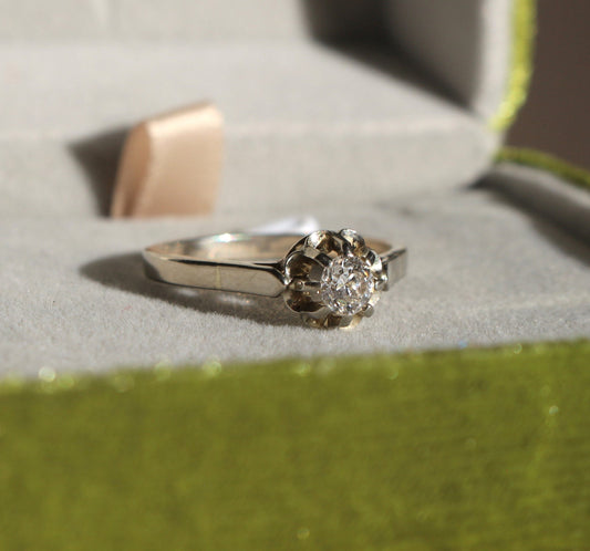 Solitaire vintage style rétro Or Blanc 18K avec diamant 0,25 ct bague serti fleur