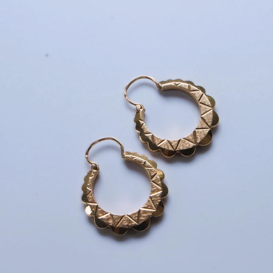 Créoles Vintage texturées en or 18K, style bohème chic