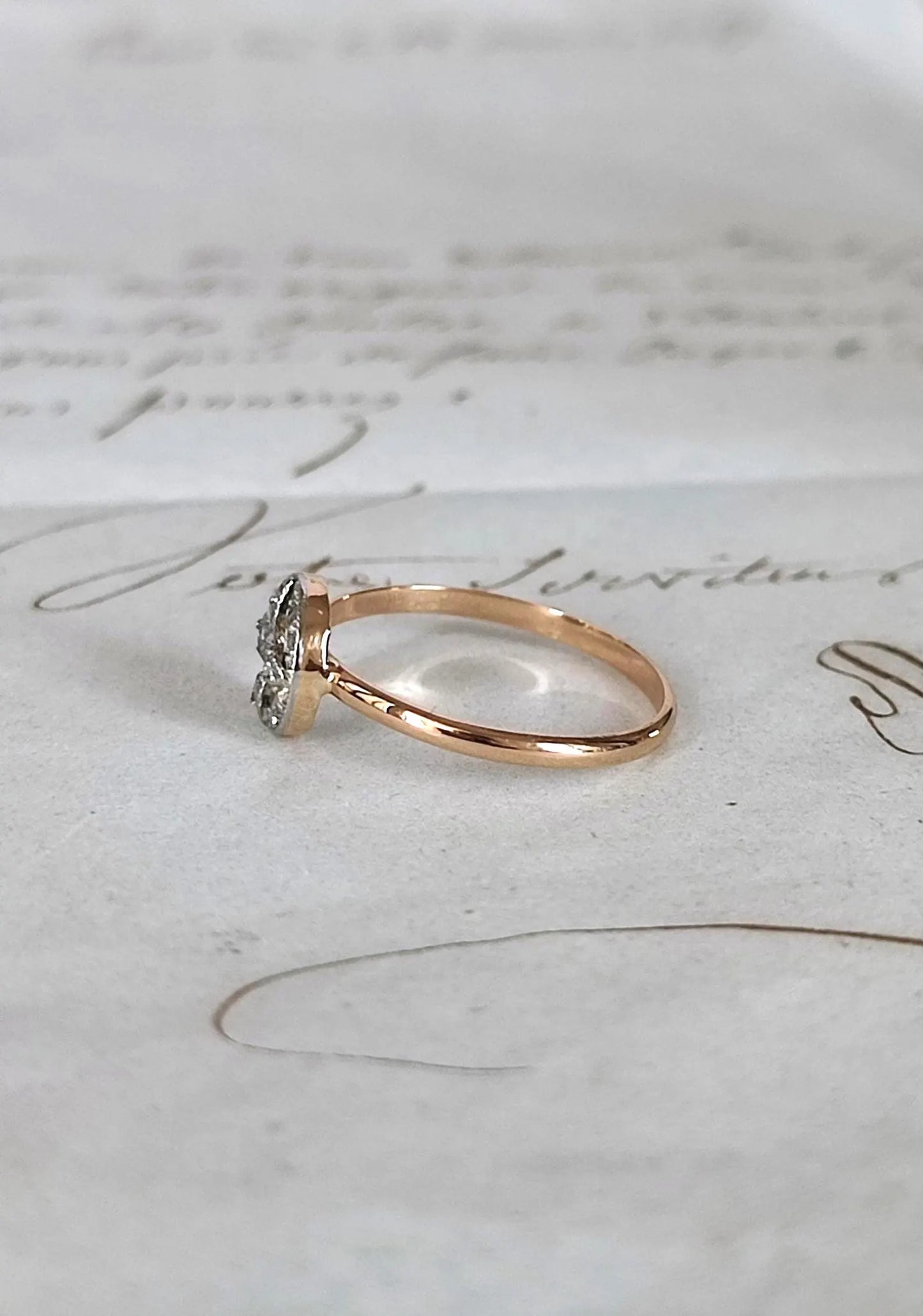 Bague Art Déco en or blanc 18k et diamant, pavage diamants - bague de fiançailles ancienne