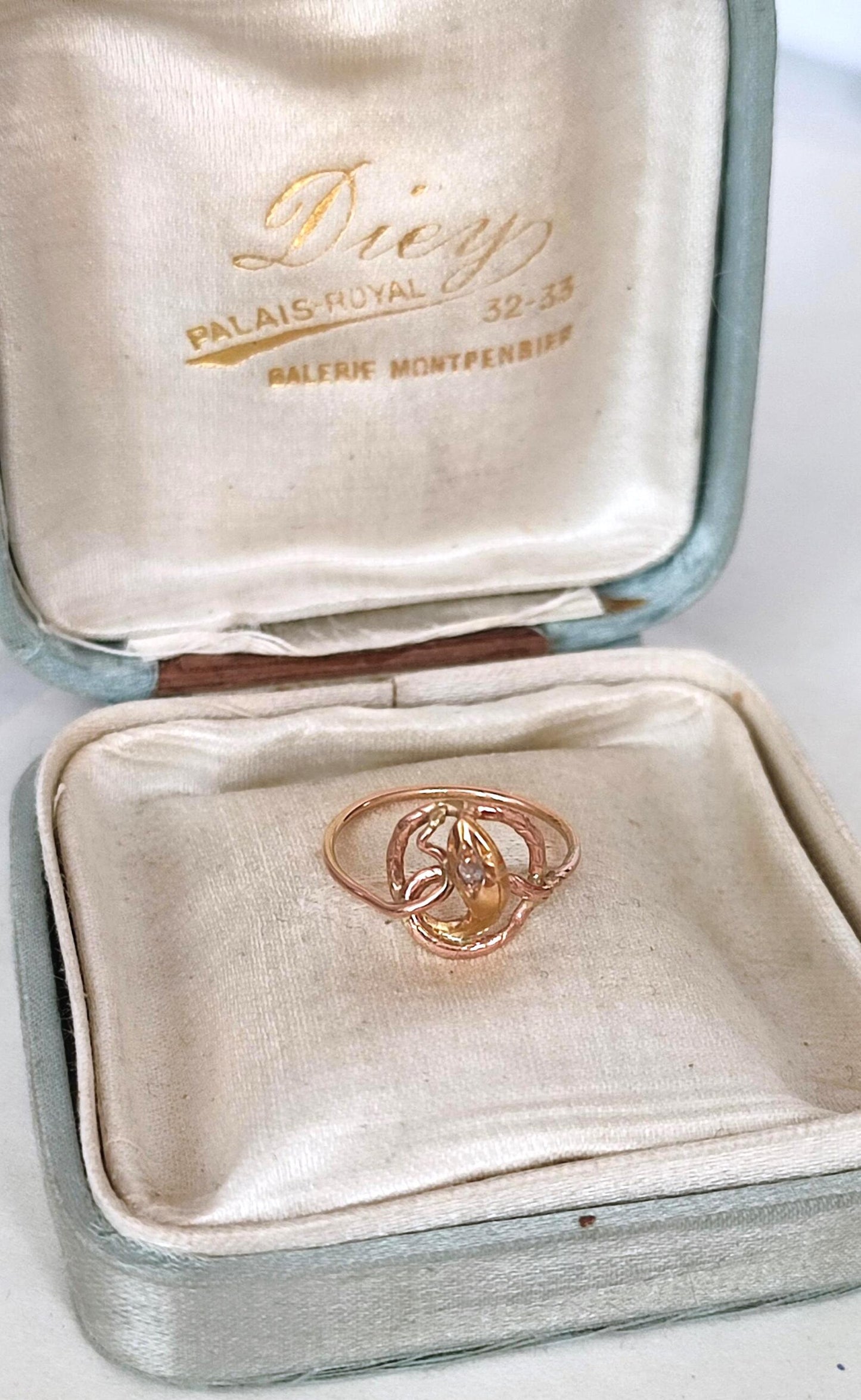 Bague serpent ancienne en or rose 18k (fin XIXe - début XXe siècle) et diamant - bague de fiançailles alternative